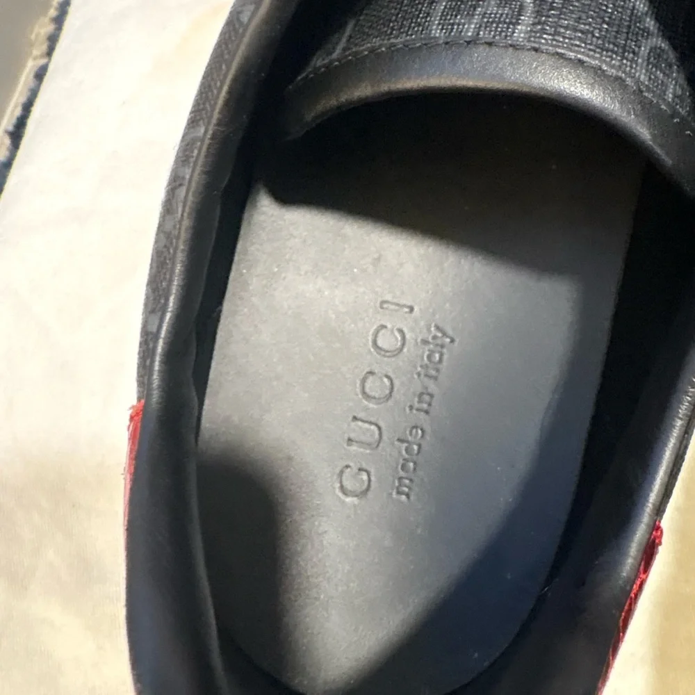Gucci Ace GG Supreme Men’s Sneakers Black Red Blue Size 9.5